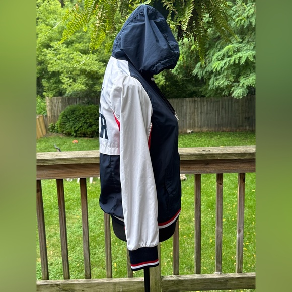 Tommy Hilfiger Jacket - Picture 3 of 8